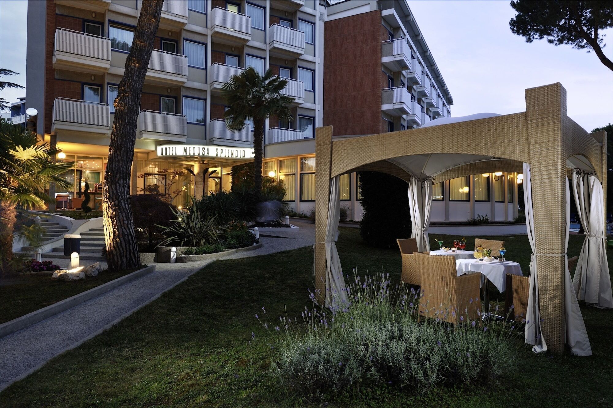 Hotel Medusa Splendid Lignano Sabbiadoro Exterior foto